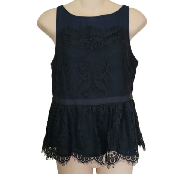 Ann Taylor LOFT Navy Black Lace Scallop Peplum Shell Blouse Size Women's 2P NEW - Picture 1 of 10